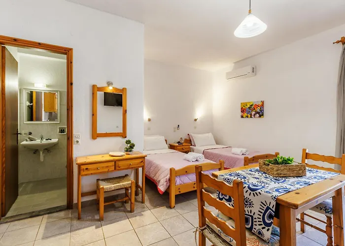 Nikolaos Apartman Szkópelosz