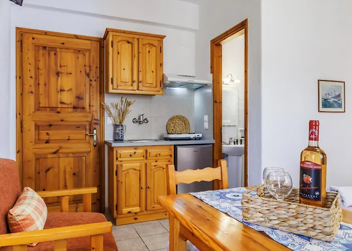 Nikolaos Apartman Szkópelosz